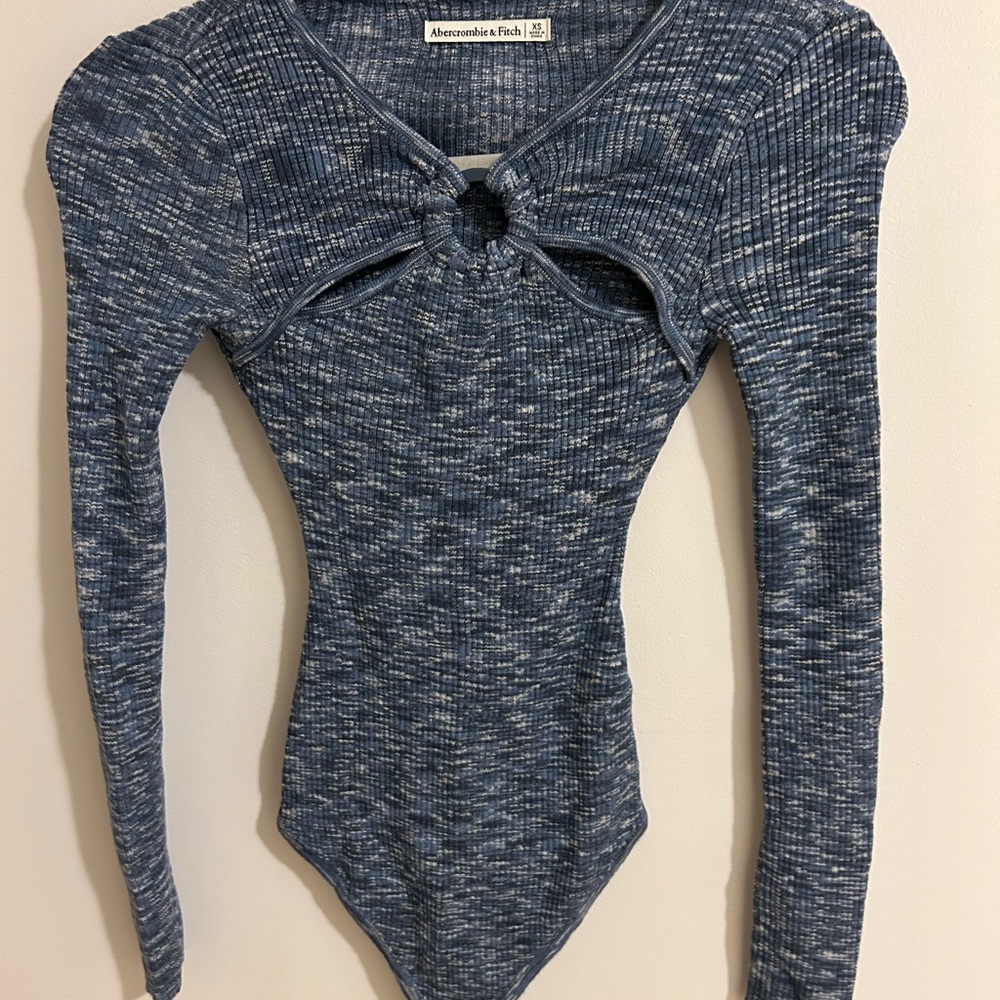 ABERCROMBIE & FITCH BLUE BODYSUIT